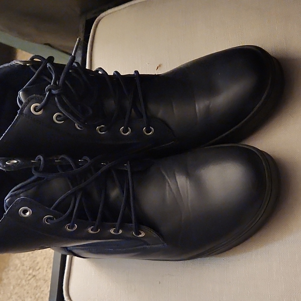 Nautica mens boots
